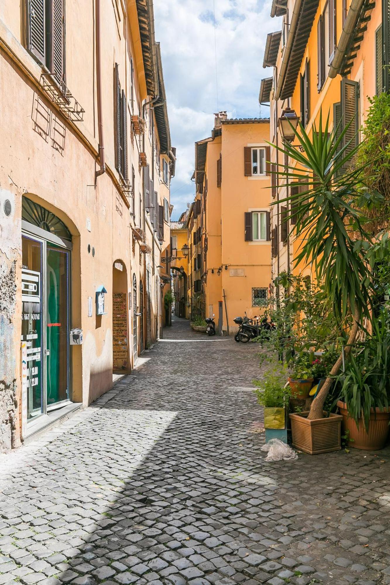 Апартаменты R.C. Cappellari Charming Campo De Fiori Рим Экстерьер фото